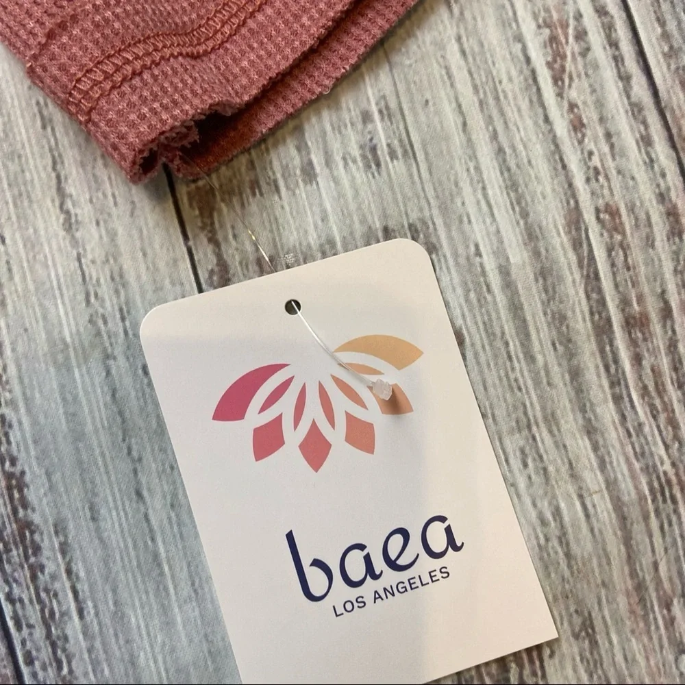 Baea Flare Sleeve Blush Thermal Top. Size XSmall NWT